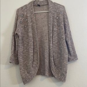 Half sleeve cardigan